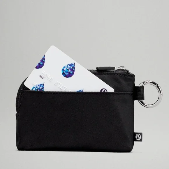 Lululemon Clippable Card Pouch, Wallet, Coin Purse NWT - Picture 4 of 7